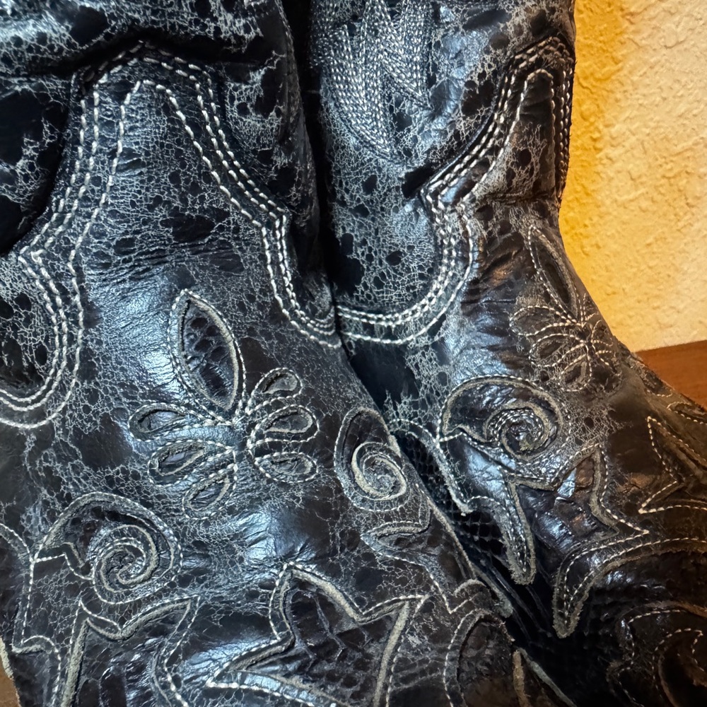 Corral Women’s Inlay Black Python Cowhide Embroid… - image 12